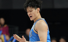 京沪巅峰对决G4最新伤情通报：曾凡博高烧输液缺席比赛，阿隆德斯伤停后已恢复训练，赛场形势风云变幻引关注